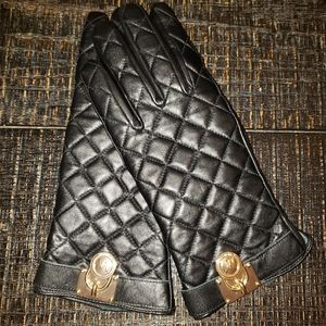 MK leather gloves